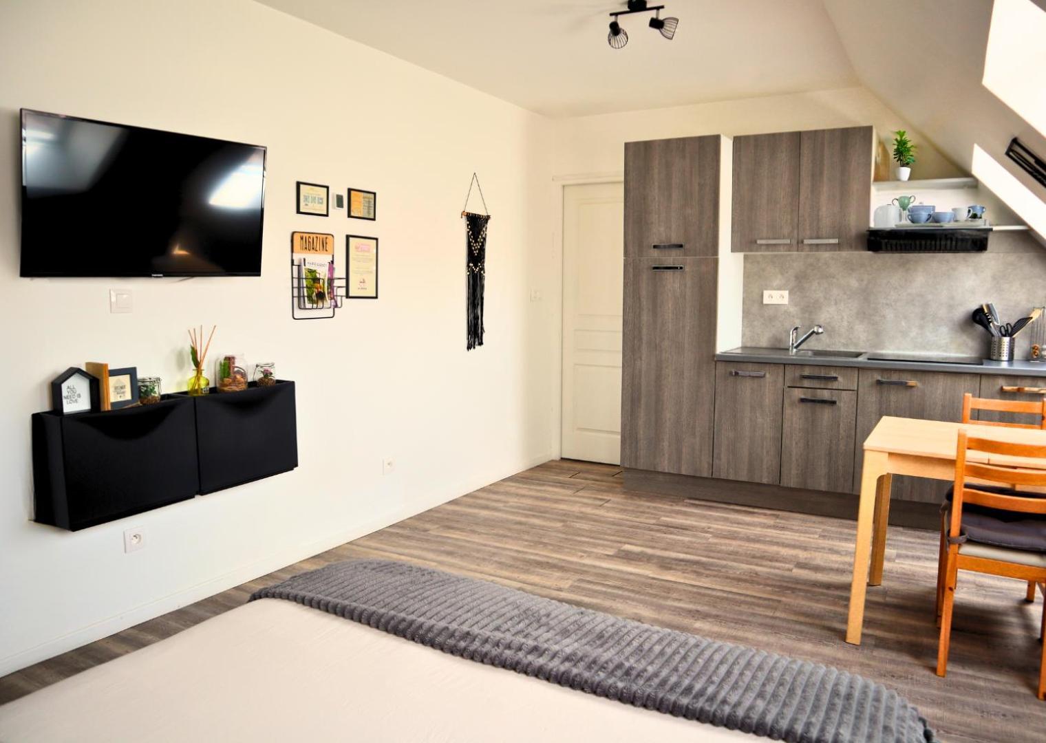Studio En Plein Centre De Saint-Omer - A 5 Min De La Gare, Parking Gratuit Сент-Омер Екстер'єр фото